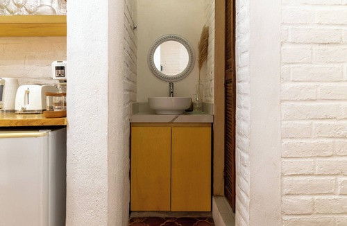 Colonia 5 de Diciembre Apartment | Cozy studio with private patio