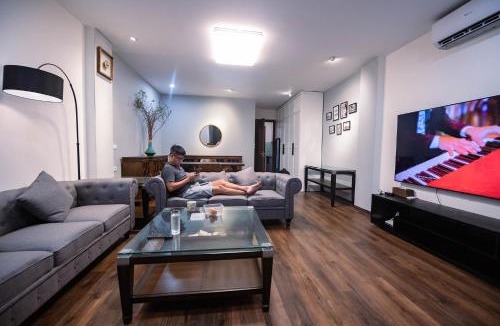 Nhat Tan Apartment | Cribs - homestay in West Lake