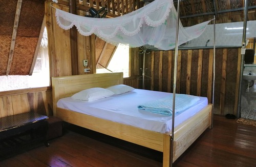 Nho Quan House | Cuc Phuong Bungalow