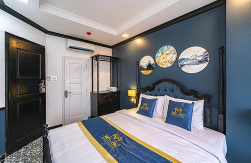 Tan Binh Hotel | Dancentre Airport Stays - Vyvy Hotel