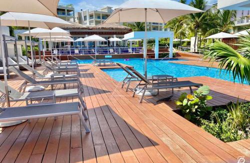 Playa Mujeres Apartment | Deluxe 2B Marine View with Private Beach