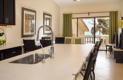 Playacar Fase I Condo | Deluxe 3BR Oceanfront Xaman Ha 7212 Condo