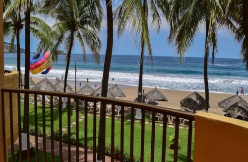 Ixtapa Villa | Deluxe Beach Front Villa “Tesoro B”
