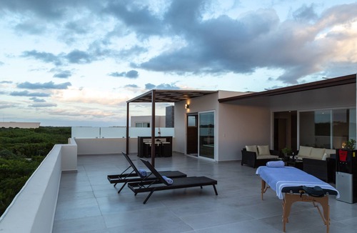 Akumal Apartment | Deluxe Jungle Suite Private Hot Tub Pool BBQ 402B
