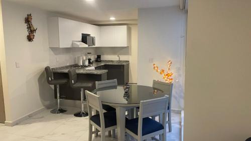 Agricola Oriental Apartment | Depa de lujo 2 recámaras cerca del aeropuerto y Estadio GNP, Gym, 2 baños, WiFi