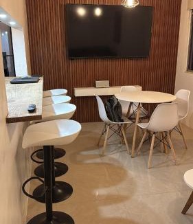 Mineral de la Reforma Apartment | Departamento moderno a un lado de la feria
