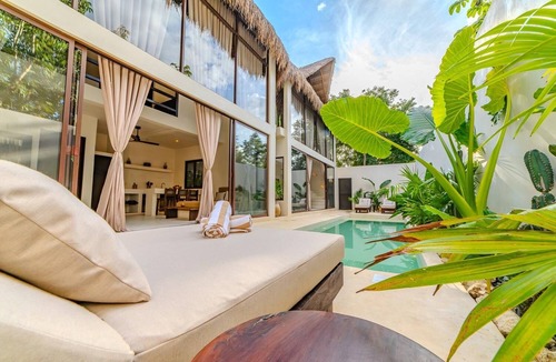 La Veleta House | Design Villa With Palapa Roofs, High Ceilings and 9 Meters private Pool