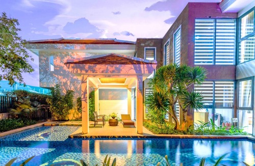 Ngu Hanh Son Villa | Desirable Beach Pool Villa