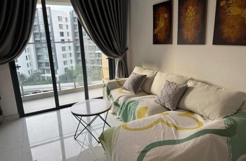 Tan Phu District Apartment | Diamond Alnata