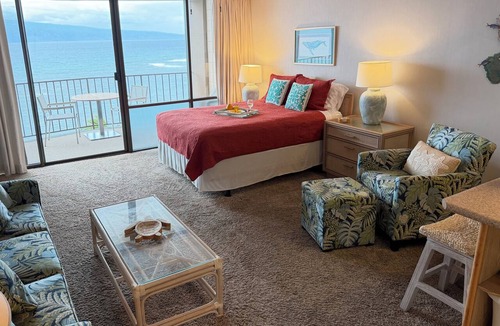 Kahana Apartment | Direct OCEANFRONT STUDIO CONDO
