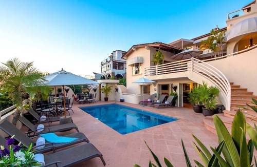 Proyecto escola Villa | Discover this Mexican gem just a few blocks to the beach ,old town
