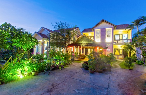 Cam Chau Hotel | Do River Homestay