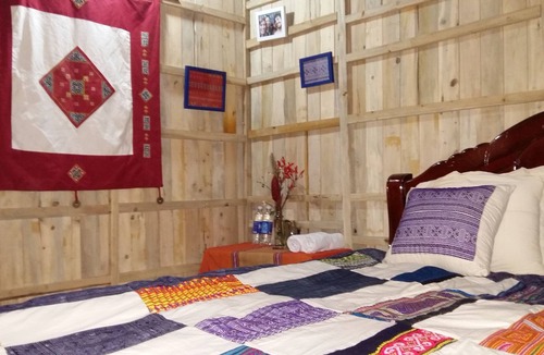 Sa Pa House | Double room in Miku house