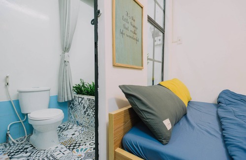 Phuong 8 House | Double room No.01 with private toilet and kitchen