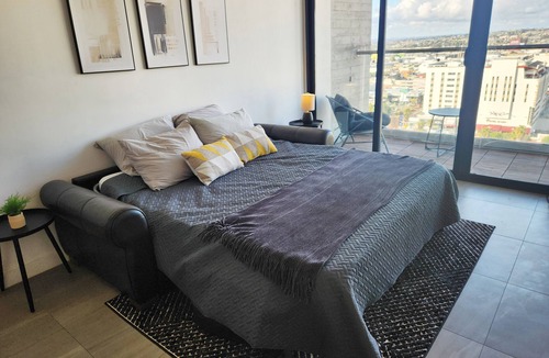 Centro Apartment | Downtown Apt with Balcony City View, Gym & Lounge, 11th Floor