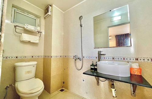 Soc Son Hotel | Dragon Airport Hotel