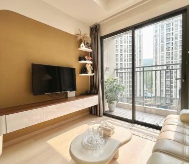 Bai Chay Apartment | Dragon Castle - Căn hộ 2 phòng ngủ tại Hạ Long cực chill, phong cách hiện đại