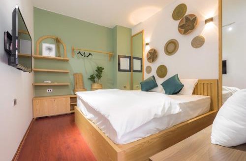 Hang Trong Apartment | Drumie House - 50m to Hoan Kiem lake