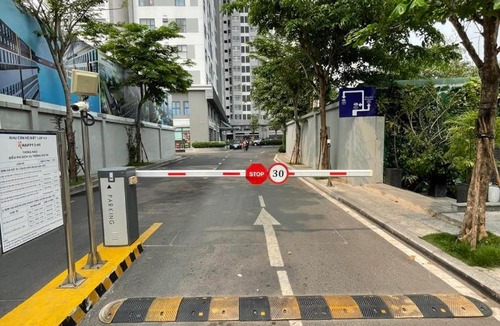 Thu Dau Mot Apartment | Ductaigallery's Entire Apt & Happy One Building