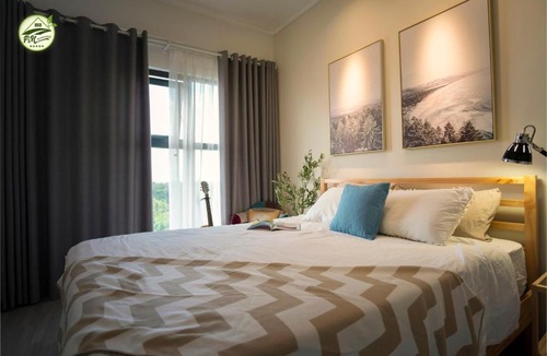 Long Hung Apartment | Ecopark Homestay - P&N Getaway Condo with Pool