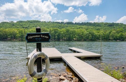 McHenry House | Edgewater Escape