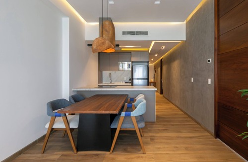North End Apartment | El Cielo