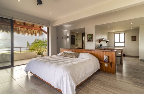 Ixtapa - Zihuatanejo Bed & Breakfast | El Secreto Residencial