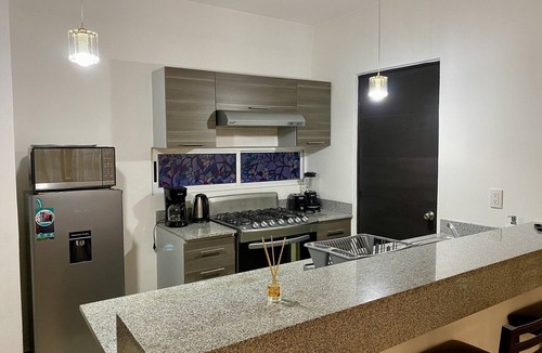 Nichupte Apartment | Elegant 2BR/2BA Retreat | Pools | 24/7 Sec