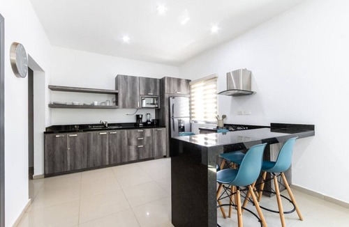 Zona Dorada Condo | Elegante depa super céntrico en zona dorada