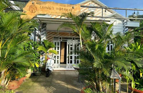 Con Son House | Entire Garden House in Con Dao ! 3BR & 4WC ! Private Yard with Washer & Dryer