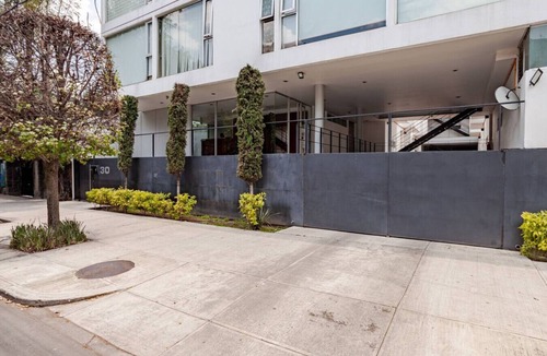 Roma Sur Apartment | Escape to an exclusive duplex with wine and terrace
