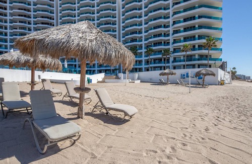 La Choya Condo | Esmeralda Beach Resort 3 Bedrooms Condo C 501