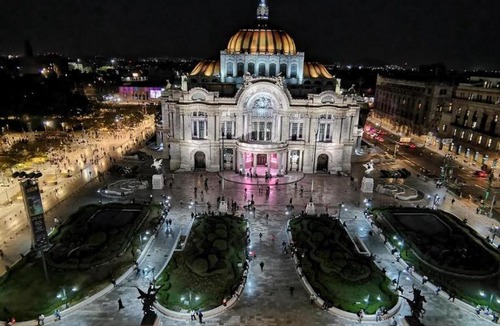 Historic Center Apartment | Experience the Magic of the Historic Center from Your Own Balcony