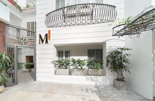 District 3 Hotel | Express by M Village Cao Thắng, a brand of Modern Village Lifestyle