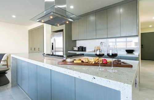Libertad Condo | Exquisite 3-Bedroom, 2-Bath Oasis with Ocean View in Cabo San Lucas