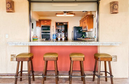Pescadero House | Fabulous 6 Bedroom Beach Home In Punta Pescadero with Infinity Pool - Sleeps 16!
