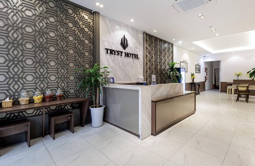 Truc Bach House | Family-Sized Luxe Stay | Base for Hanoi Adventures