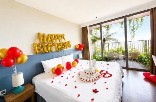 Cat Hai Hotel | FLAMINGO CÁT BÀ Tự Doanh Căn Premier Ocean View King Bed