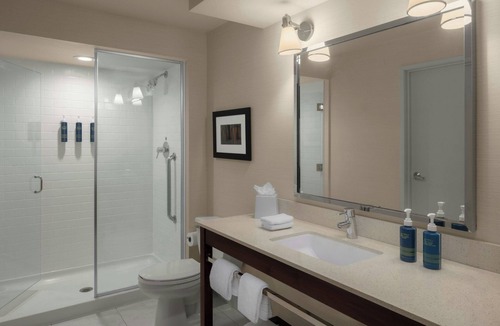 Lower Queen Anne Hotel | Four Points by Sheraton Downtown Seattle Center