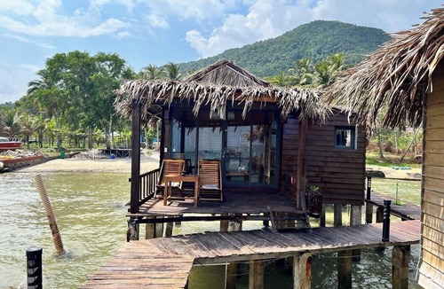 Ham Ninh Apartment | Freedom Beach Resort