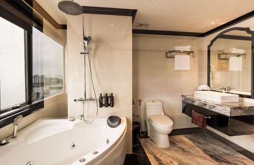 Ha Long Hotel | FTE Ha Long Hotel