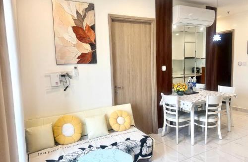 District 9 Apartment | Fully Furnish Budget Friendly 2 Bedroom Apartment, Beverly Solari, 5 mins walk to Vincome Mega Mall, Vinhome Grand Park