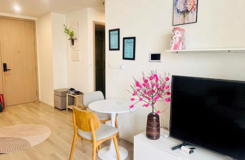 District 9 Apartment | Fully Furnished 1 Bedroom Apartment, Masteri Lumiere at Vinhomes Grand Park, D9