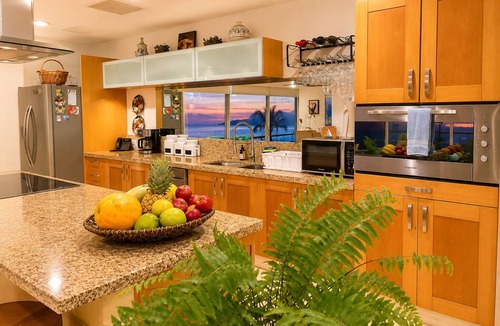 North Hotel Zone Condo | Gather your loved ones and pack your bags for the vacation of a life time!