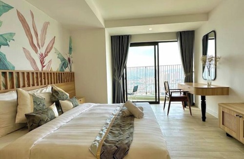 Tran Phu Beach Apartment | GoldCoast 3 Bedrooms Ocean View