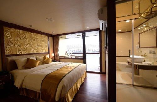 Ha Long Apartment | Golden Cruise luxury