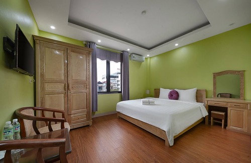 Soc Son Hotel | Golden Lotus Airport Hotel
