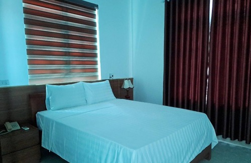 Thai Thuy Hotel | Golden Moon Hotel TP