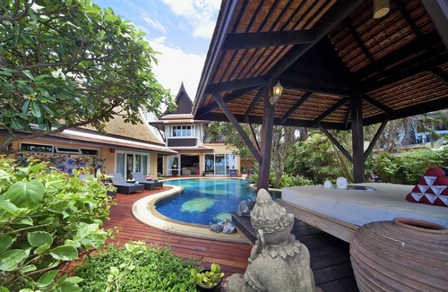 Na Chom Thian Villa | Golden Sunset Villa Beach Front