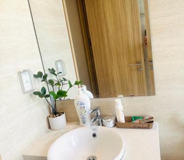 Ha Long Apartment | Golden sunshine studio-Sea view &Nelflix Free